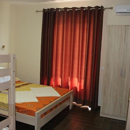 Apartment Family Ulcinj Exterior foto